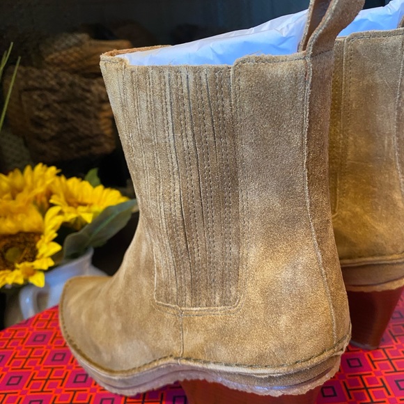 🔥 SALE 🔥 TORY BURCH LILA HEELED ANKLE BOOT - Picture 5 of 7